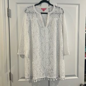 Like new - only worn a few times. Lilly Pulitzer swim suit cover up - Size M